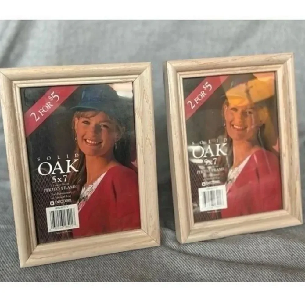 2 NEW 5 x7 Photo Frames Solid Oak Easel Table Display